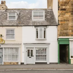https://swallows-nest-whitby.yorkshirehotels.net
