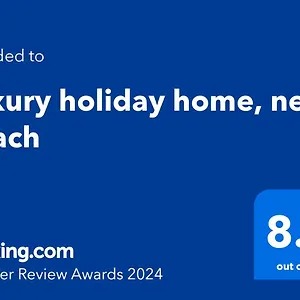  Holiday home Luxury Holiday Home, Near Beach