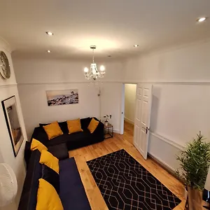  Apartment B&t Pleasure Homes -