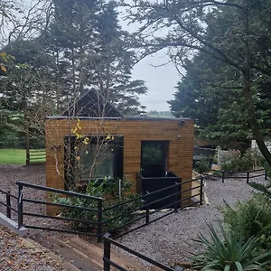 https://villa-ty-branwen.cardiffhotelswales.com
